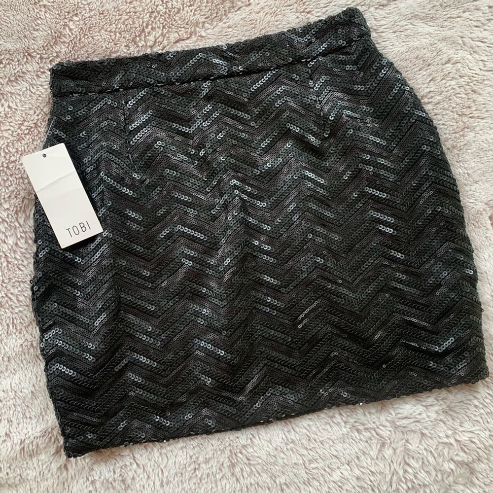 TOBI Black Sequin mini skirt Medium NWT